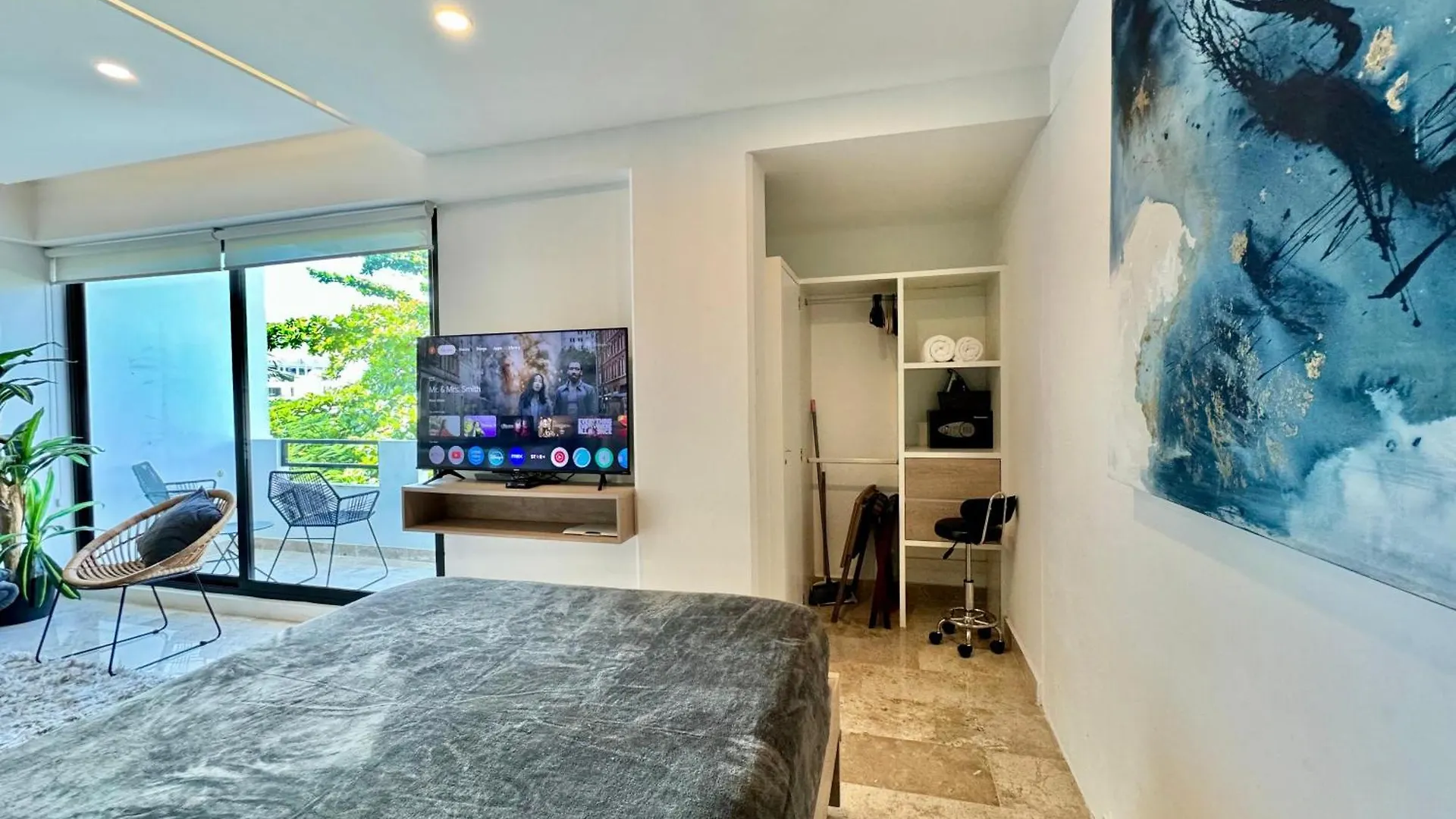Apartment Your Home Away From Home In Playa Del Carmen!